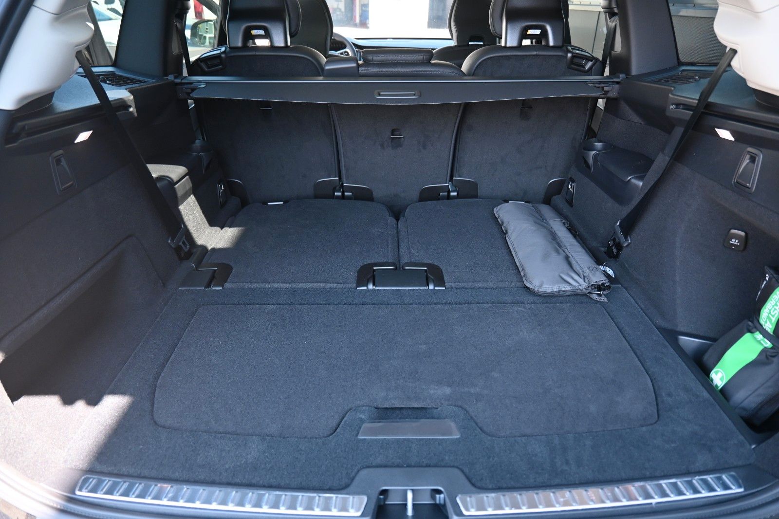 Fahrzeugabbildung Volvo XC90 B5 D AWD Plus Bright