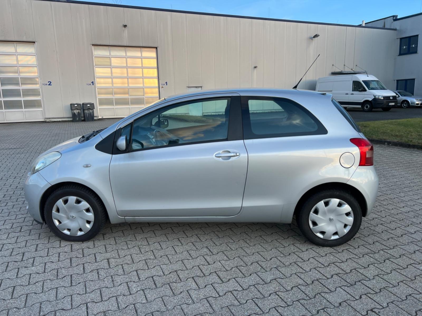 Toyota Yaris Sol Automatik Tüv 08/2027