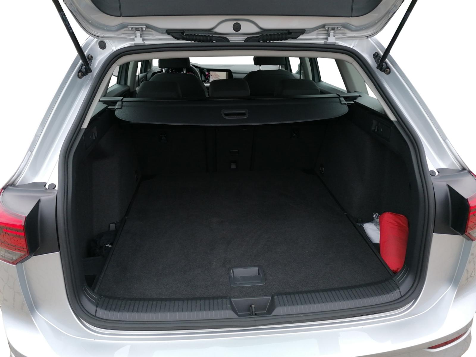 Volkswagen Golf VIII Variant 2.0 TDI Life NAVI+LED+SHZ+PDC+, миниатюра 16