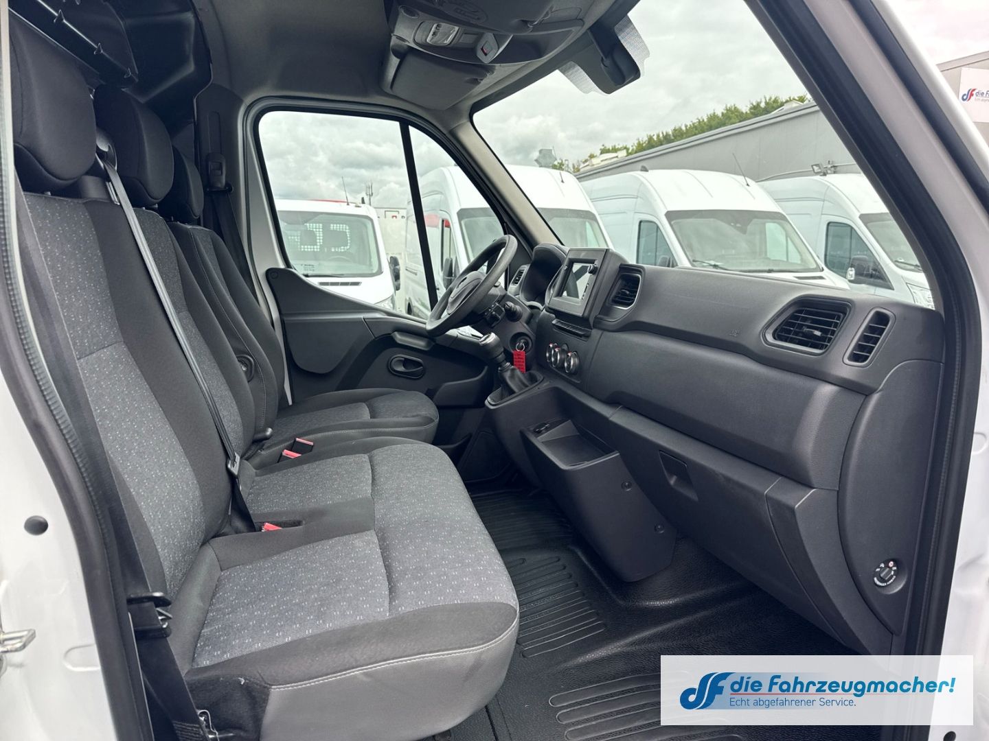 Fahrzeugabbildung Opel Movano B Kasten L3H2 3,5t 2.3 CDTI Biturbo Regen
