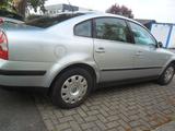 Volkswagen Passat 2.0  Lim  Tüv/Au +Zahnriehmen+Wartung Neu - Volkswagen Passat aus 2003