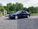 Mercedes-Benz E 240 ELEGANCE ( Familienbesitz ) - gebrauchte Mercedes-Benz E 240 aus dem Jahr 2000