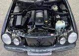 Mercedes-Benz 240 E Elegance V6 2,4i-125kW*Schiebedach*TEMP*D4 - Mercedes-Benz aus 2000