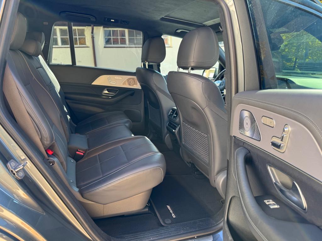 Mercedes-Benz GLS 400