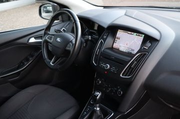 Ford Focus - 8