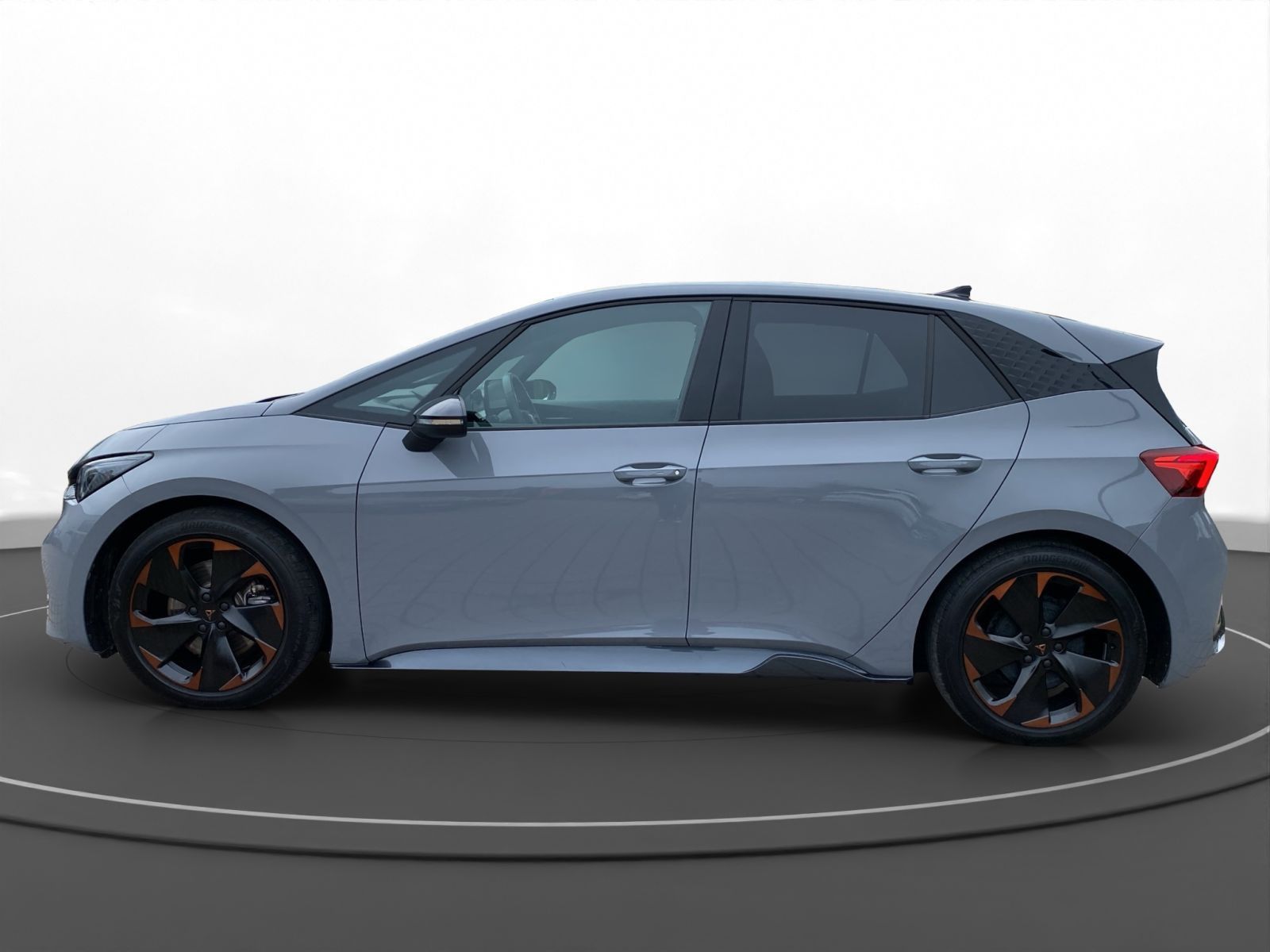 Cupra Born Edition Dynamic 170kW  Heat Pump Cargo Pack imagem 3
