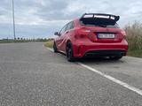 Mercedes-Benz A 45 AMG A 45 4MATIC AMG Sport (Line) - Mercedes-Benz: Rot