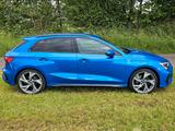 Audi A3 Sportback S-Line 35 TFSI, 150 PS, blau - Audi A3: Sportback Ps