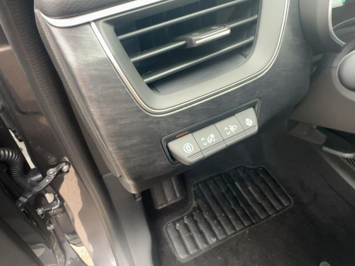 Fahrzeugabbildung Renault Arkana Esprit Alpine 160 EDC 360 Grad Kamera+EPH