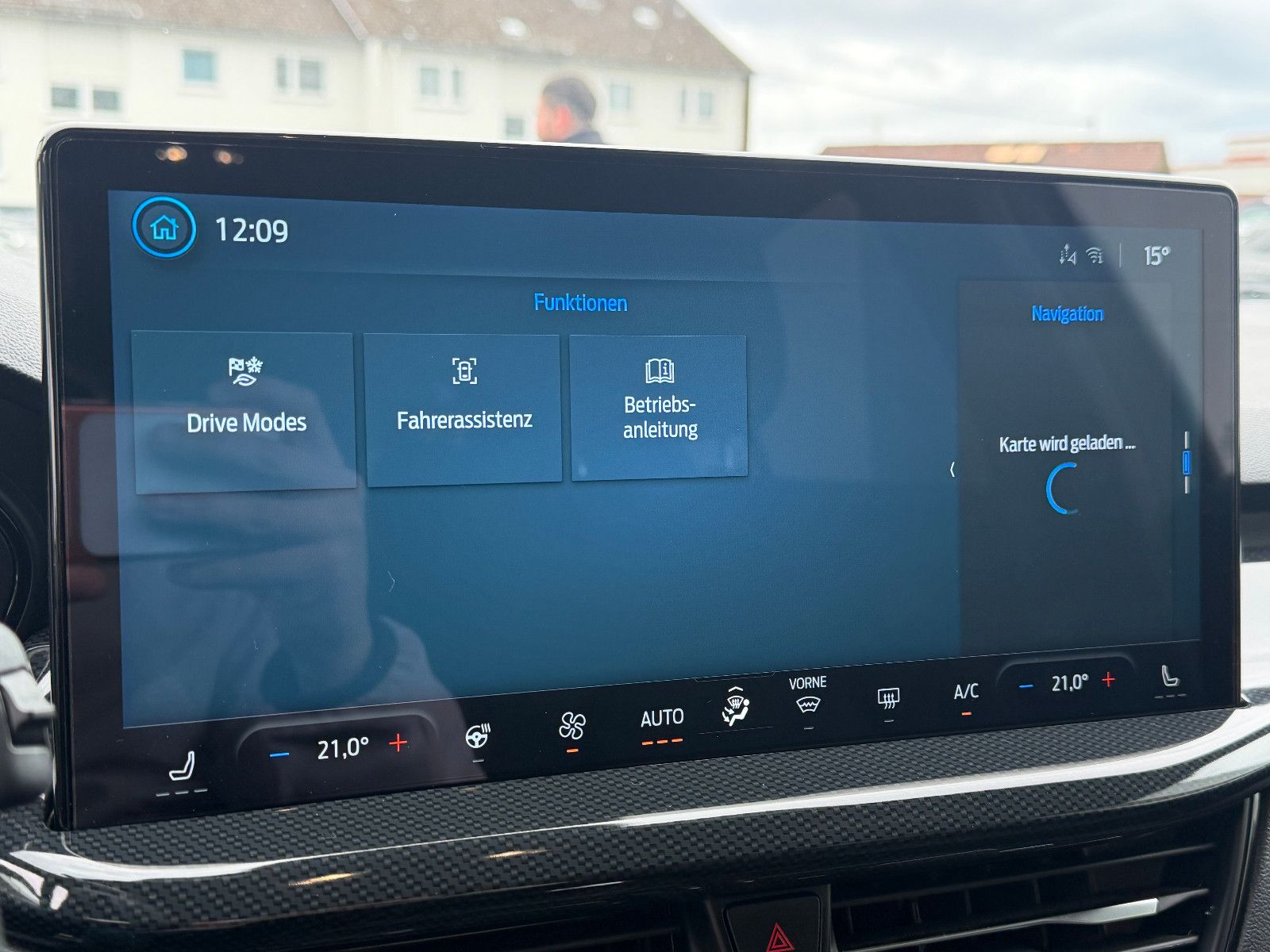 Fahrzeugabbildung Ford Focus /ST-LINE/AUTOMATIK/KAMERA/NAVI/SHZ/ACC