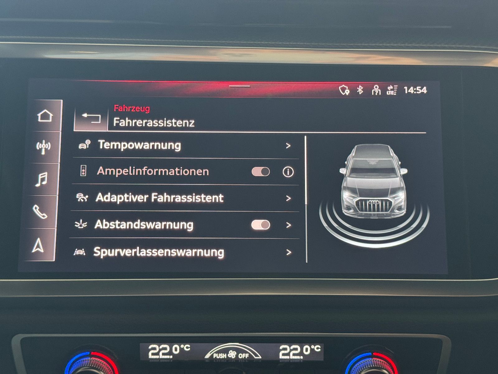 Fahrzeugabbildung Audi Q3 45 TFSI e S-TRONIC S-LINE ACC VIRTUAL LED KAM
