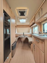 Fahrzeugabbildung HYMER / ERIBA / HYMERCAR NOVA LIGHT 515 2023