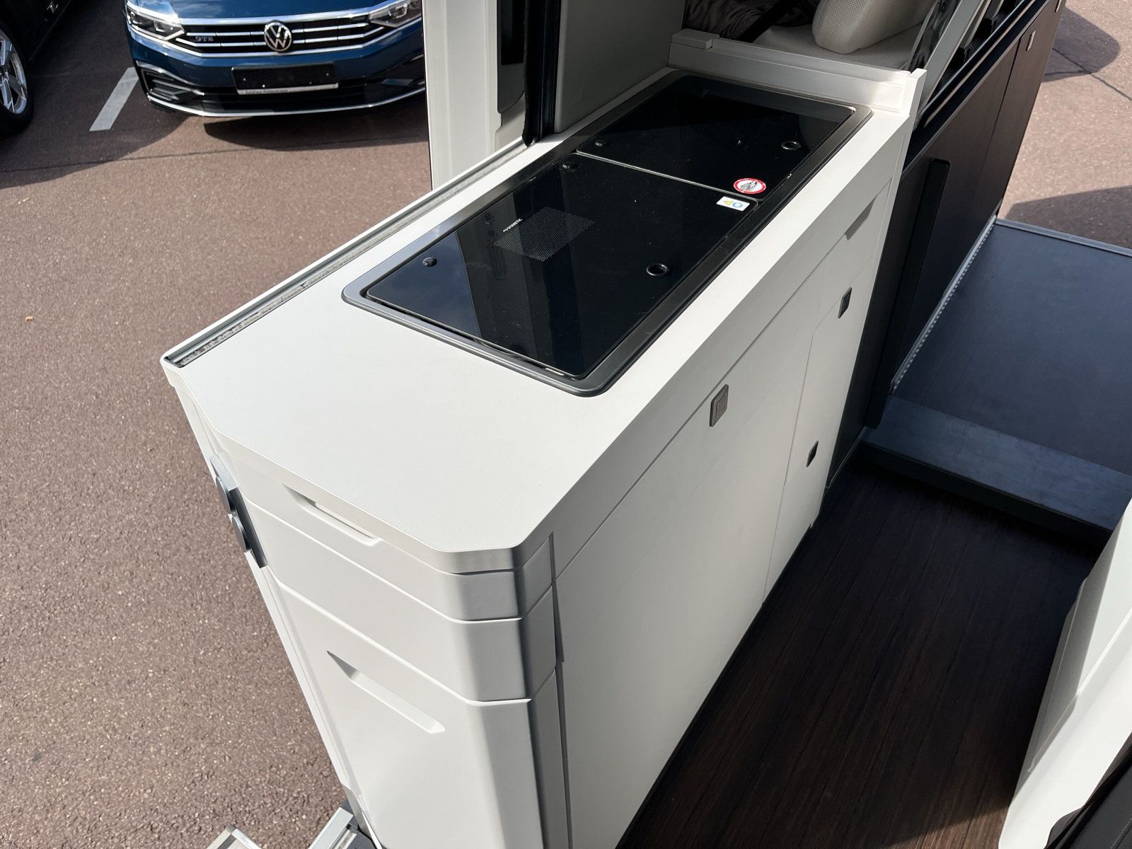 Fahrzeugabbildung Volkswagen Grand California 600 DSG LED STANDHZG AHK