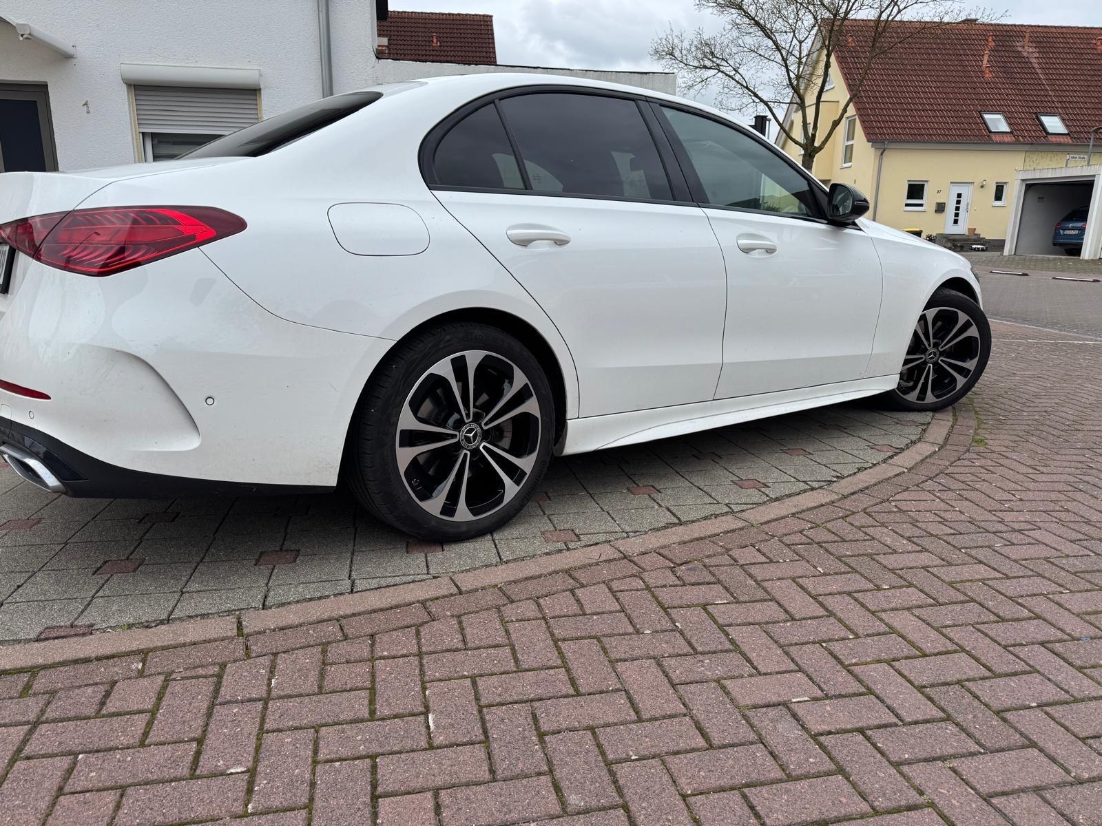 Mercedes-Benz C 220 d Limousine~AMG-Line~Night-Paket,Panorama