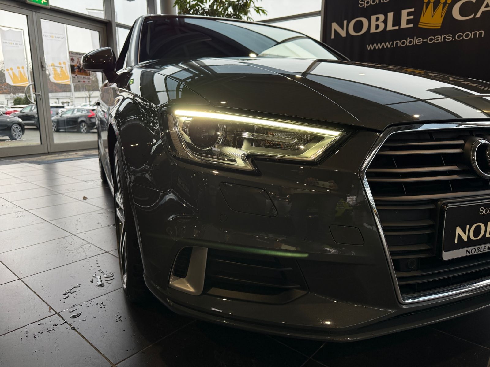 Fahrzeugabbildung Audi A3 Cabriolet 35 TFSI sport XENON NAVI ALU