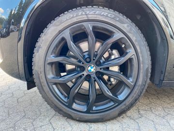 BMW X4 - 10