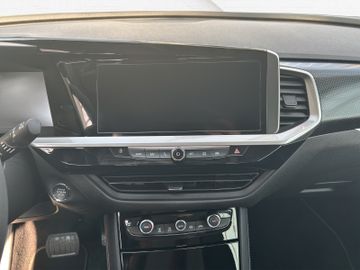 Fotografie 12 des Opel Grandland (X) Grandland X Ultimate 1.2 AT Alcantara AHK WKR