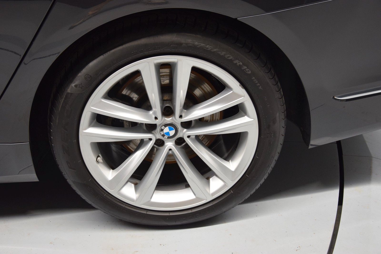 Fahrzeugabbildung BMW 750 d xDrive HuD Leder ACC Massage H&k Laser Kam