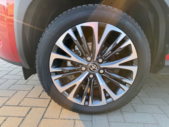 Toyota Yaris Cross Hybrid FWD Elegant