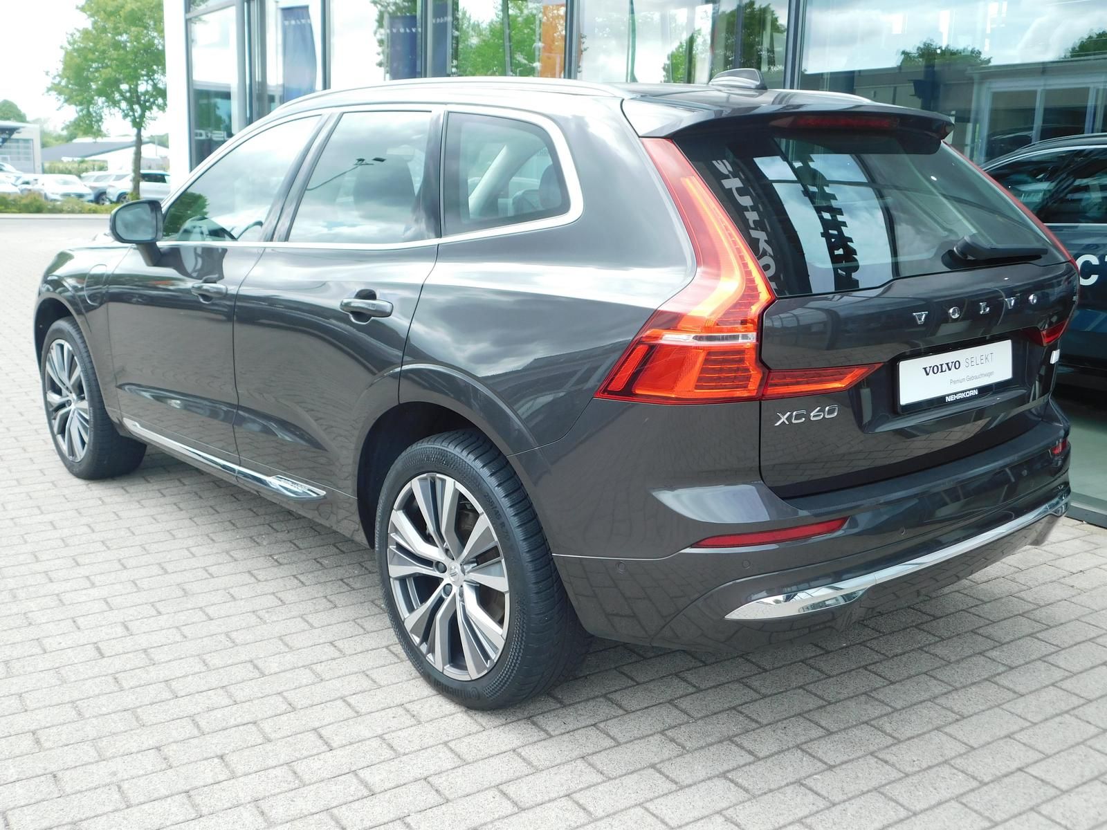 Fahrzeugabbildung Volvo XC60 T8 Recharge Inscription Plug-In Hybrid AWD