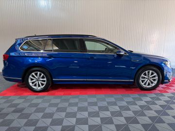 Volkswagen Passat Variant - 1