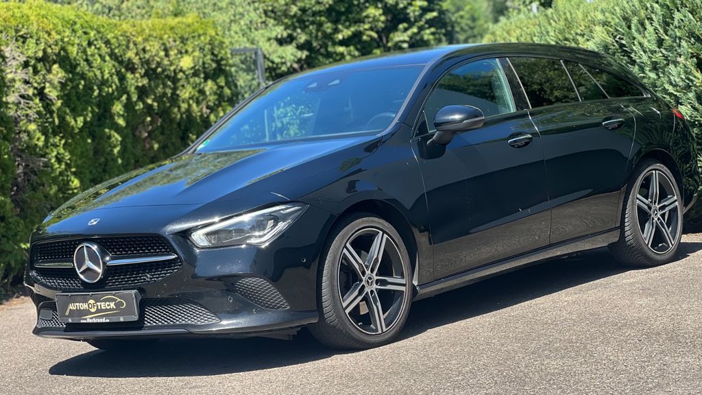 Mercedes-Benz CLA 200 Shooting Brake