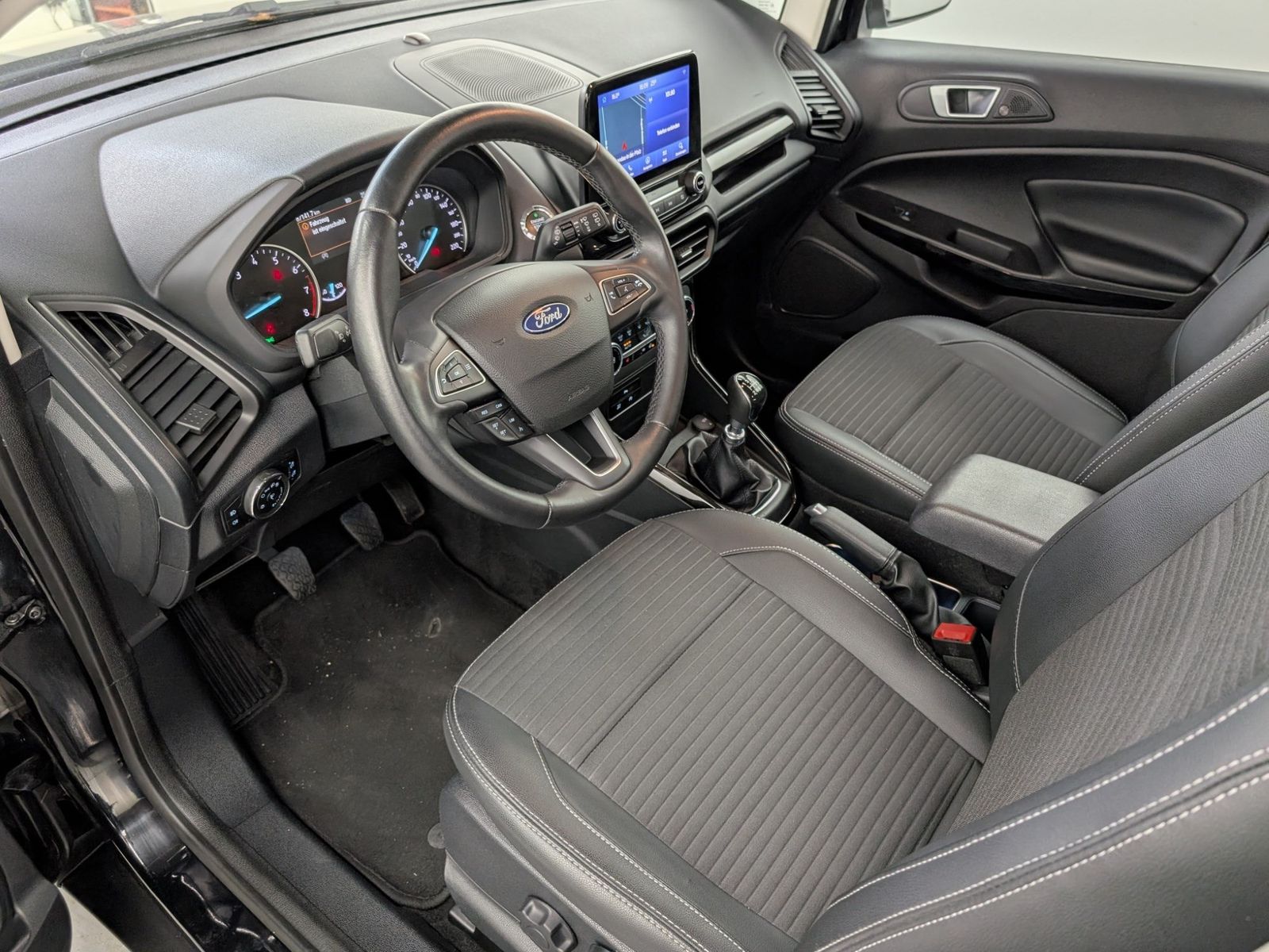 FORD EcoSport 1.0 EcoBoost Titanium Navi B&O – Bild 39