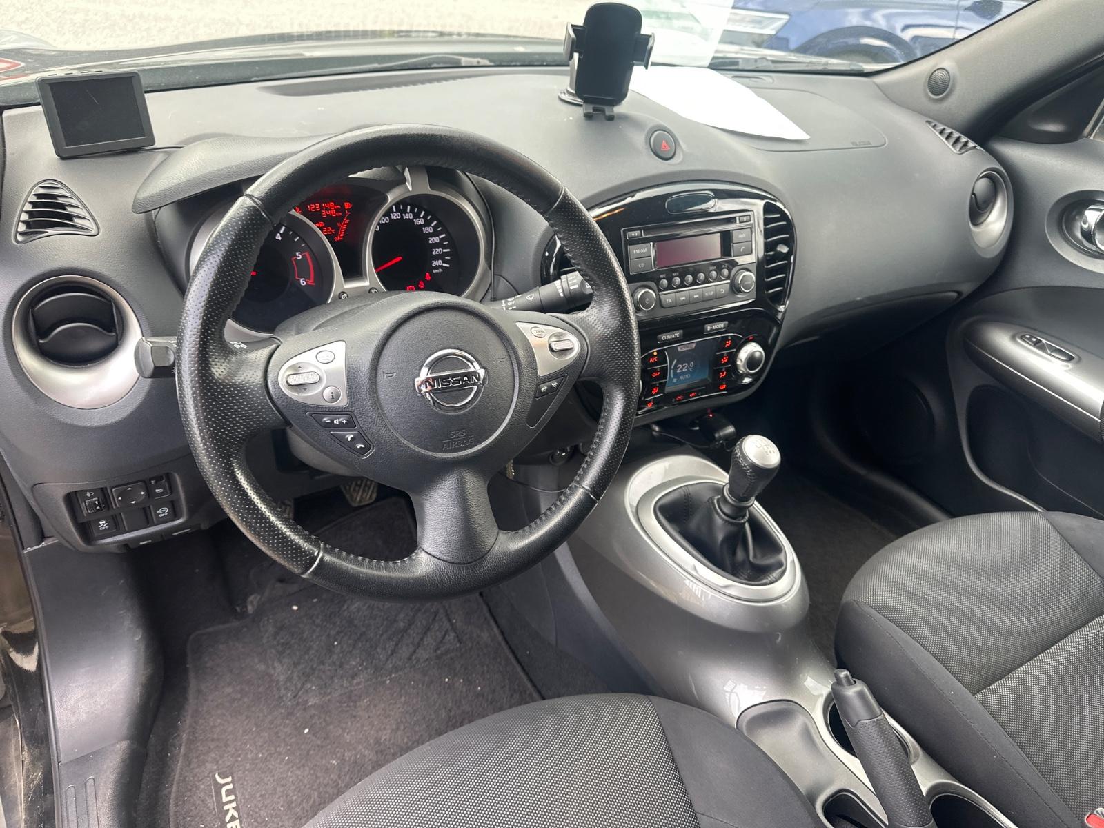 Nissan Juke Acenta 1,5 Diesel.123000 km.Zahnriemen neu