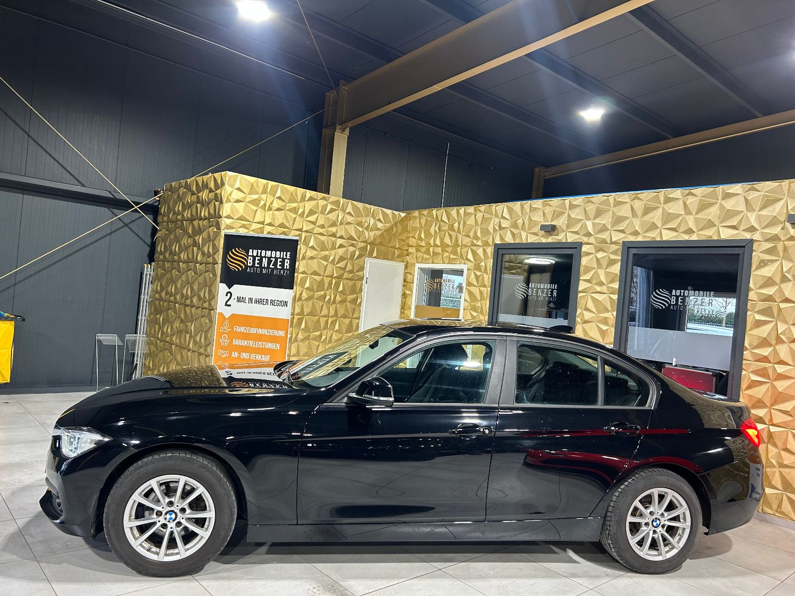 Fahrzeugabbildung BMW 318 d Advantage/NAVI7TEMPOMAT/SHZ/PDC/KLIMA