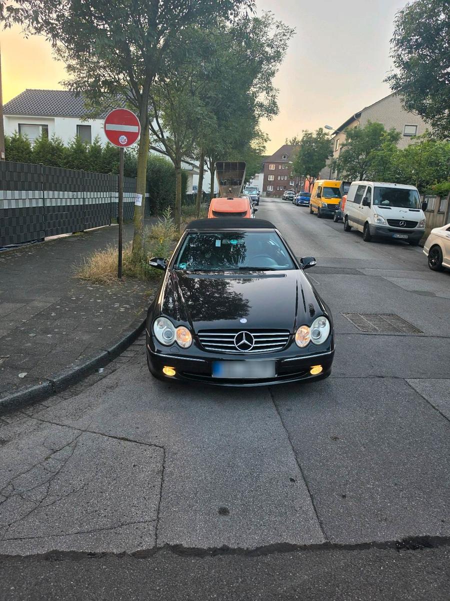 Mercedes-Benz CLK 320