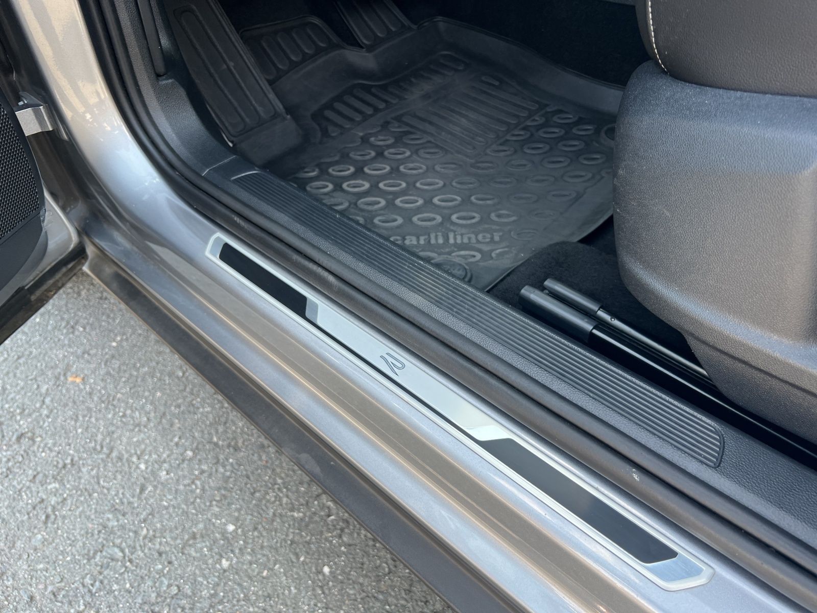 T-Roc R-Line 1.5 TSI DSG Standhzg.
