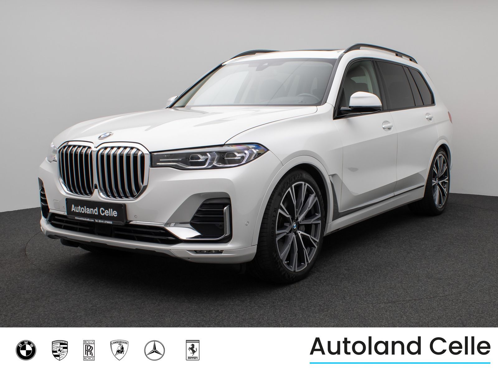Fahrzeugabbildung BMW X7 xD40d  Panorama Kamera HUD DAB H/K SoftCl AHK