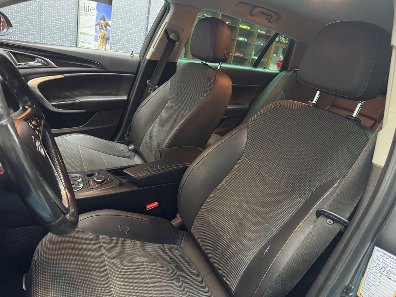 Opel Insignia 2013 — photo 12