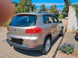 Volkswagen Tiguan 2.0 TSI 4MOTION Tiptronic Sport & Sty... - mit Benzin-Antrieb: Beige, Panorama-Dach