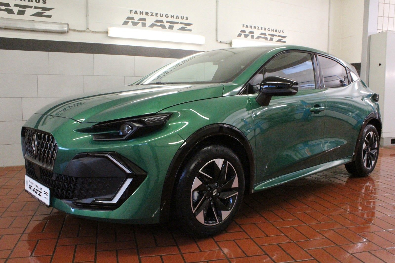 Fahrzeugabbildung Renault Clio VI TCe 115 Techno*Winter-Paket* #15688