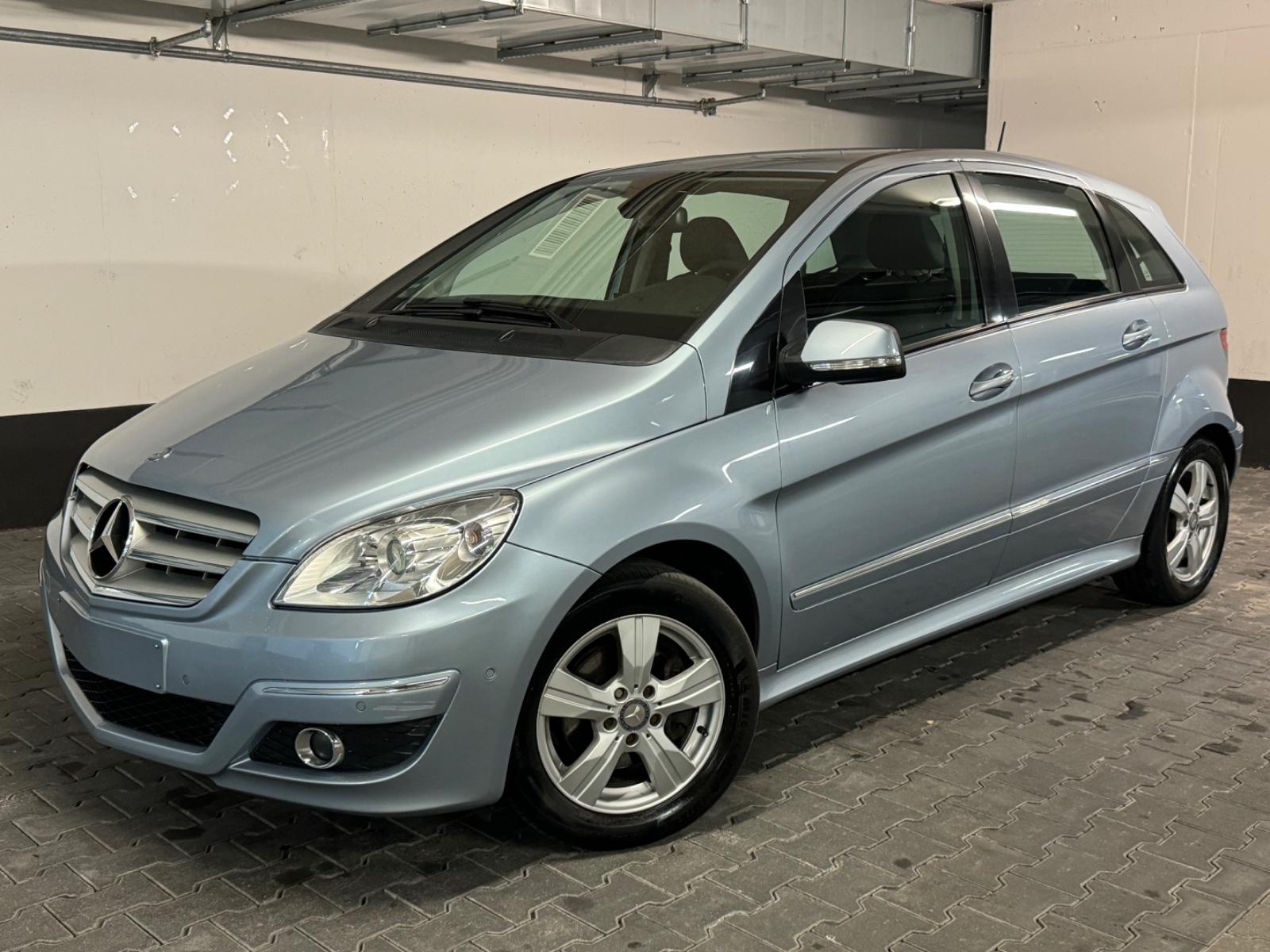 Mercedes-Benz B 200 CDI SPORTPAKET 1.HAND~LEDER~SHZ~PDC~XENON