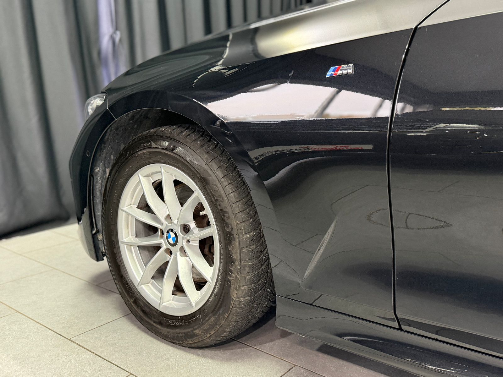 Fahrzeugabbildung BMW 320i Touring M Sport|HIFI|RF-CAM|ACC