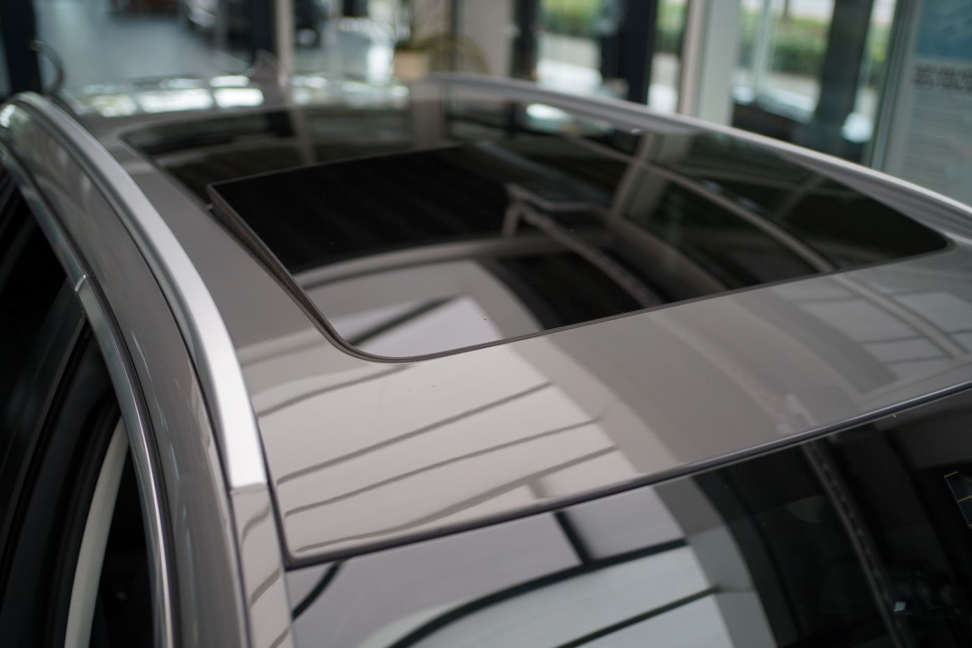 Fahrzeugabbildung BMW 520dA xDrive 3xKlima+Glasdach+LED+ParkAssist+AHK