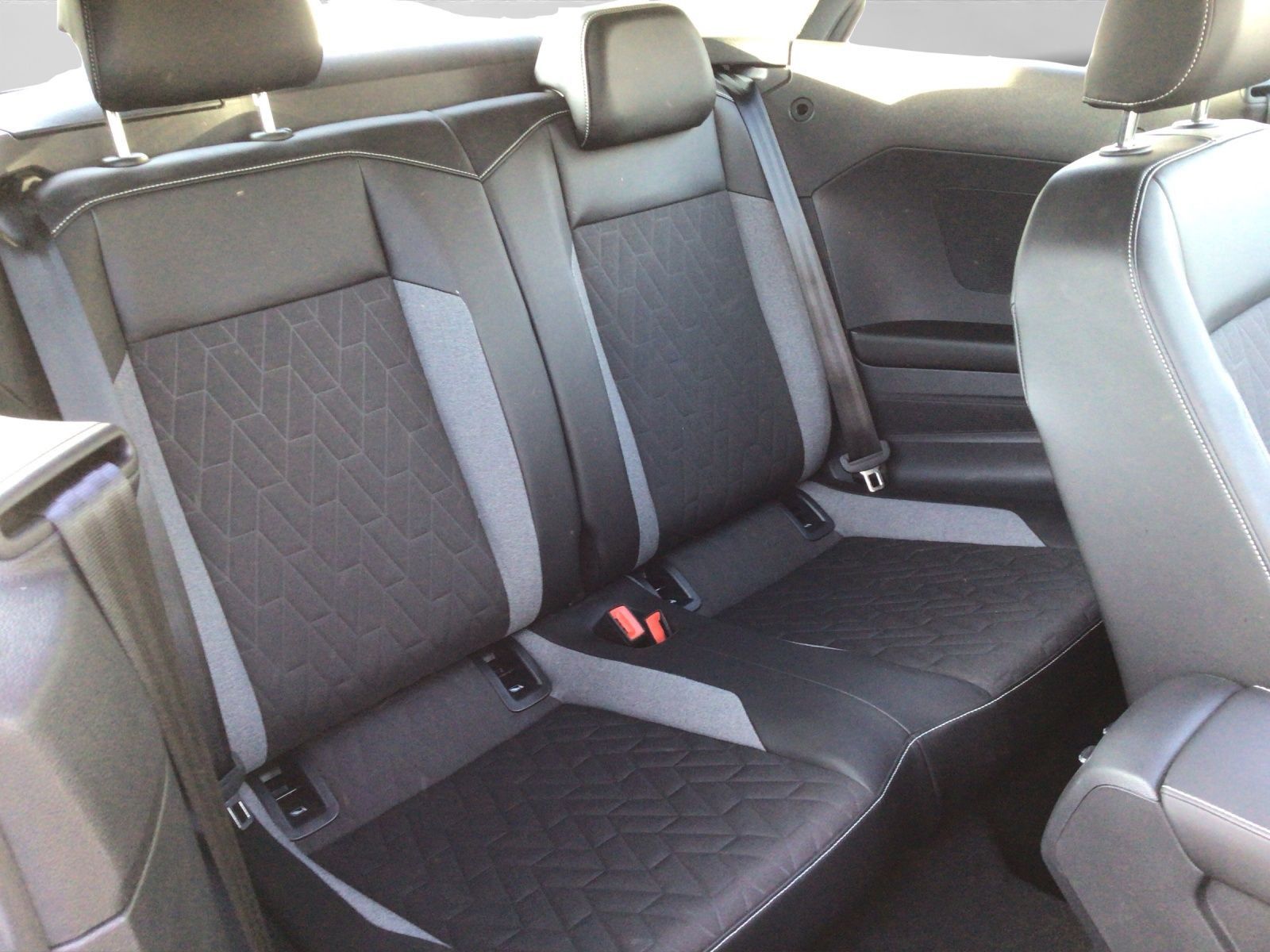 Volkswagen T-Roc - Bild 6