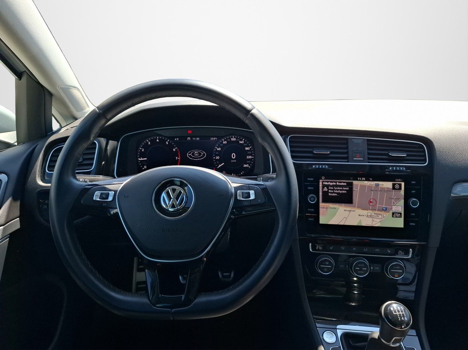 VW Golf VII Variant 1.5 TSI JOIN KLIMA / NAVI / PAN - Image 11