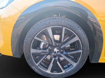 Peugeot 208 GT 1.2 PureTech 100 Kam.+LED+Navi+SHZ+PDC