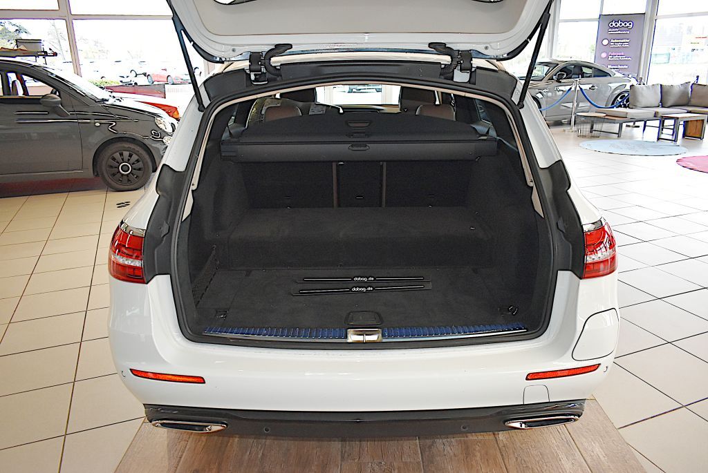 Mercedes-Benz E 300 e T 9G-TRONIC Exclusive – Bild 7