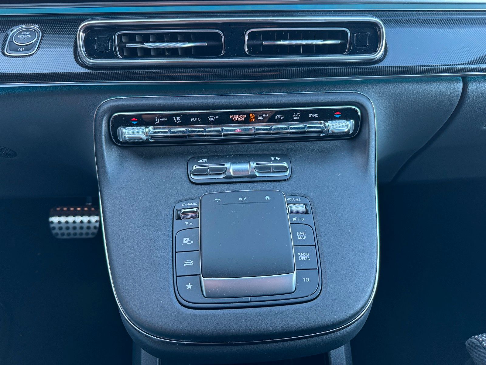 Fahrzeugabbildung Mercedes-Benz V 250 d STYLE DISTRONIC MULTIBEAM elektr Türen