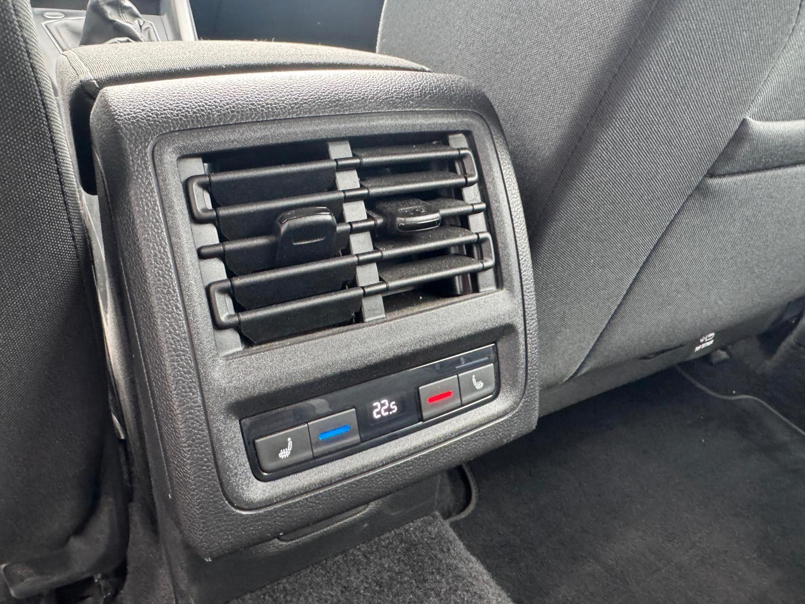 Volkswagen Golf VIII Lim. Life AHK, LED, PDC, миниатюра 23