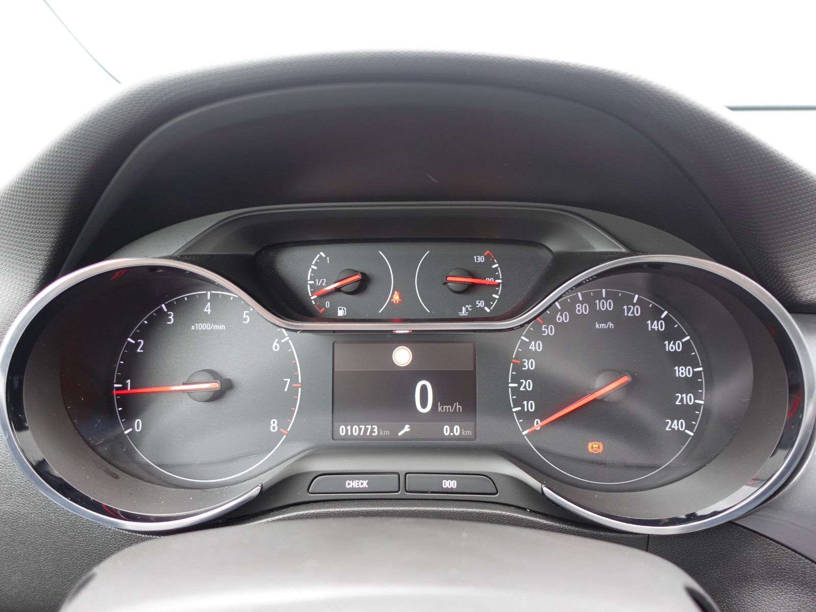 Fahrzeugabbildung Opel Crossland Elegance 1.2T,Navi,AHK,Kamera,Sitzhzg