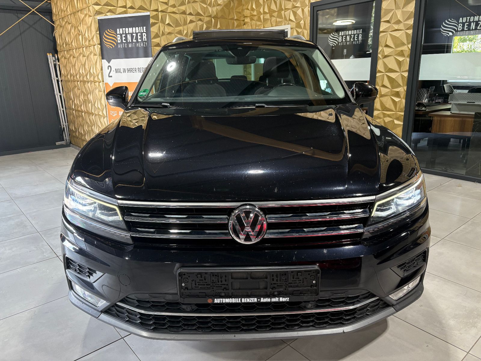 Fahrzeugabbildung Volkswagen Tiguan Highline BMT/4Motion/PANO/ACC/KAMERA/NAVI