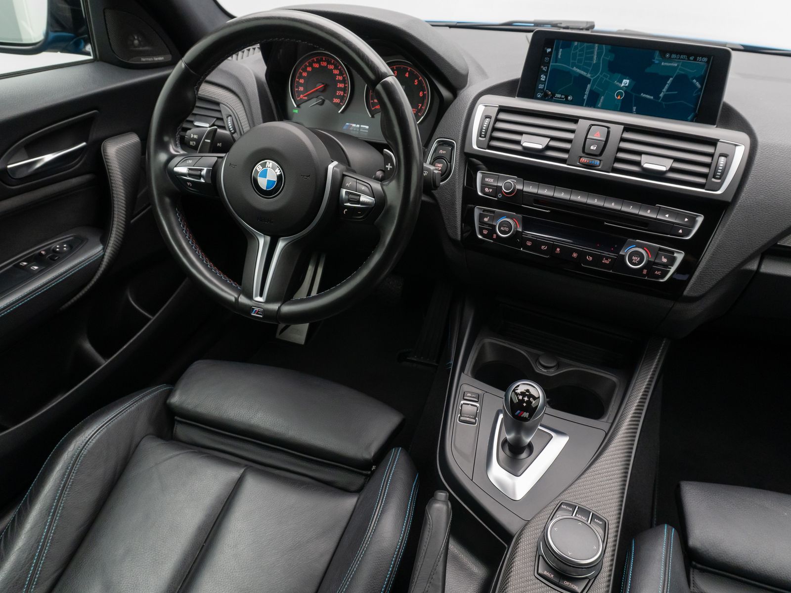 Fahrzeugabbildung BMW M2 Coupé Xenon H/K Alarm DAB NavPro Leder 19Zoll