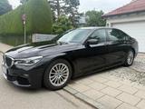 BMW 750Langversion | M Sportpaket Sky Lounge - BMW 750 Gebrauchtwagen