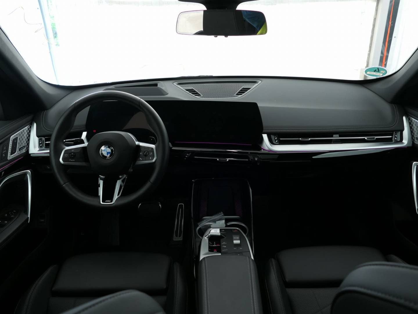 Fahrzeugabbildung BMW X1 20 i sDrive M Sport Leder Pano HuD h/k Memory