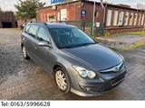 Hyundai i30 CW 1.6 CRDi 66 kW Classic - Hyundai i30: Cw Crdi